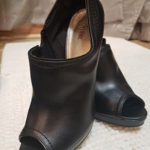Fioni stiletto heels, 8.5